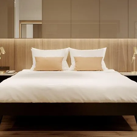 Ring Downtown 4*