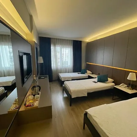 Ring Downtown 4*