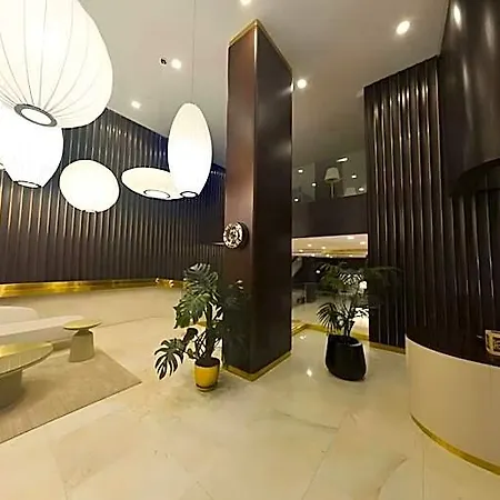 Ring Downtown Отель