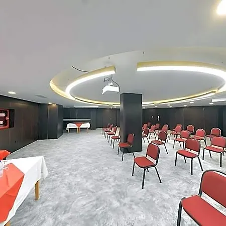 Ring Downtown Отель 4*