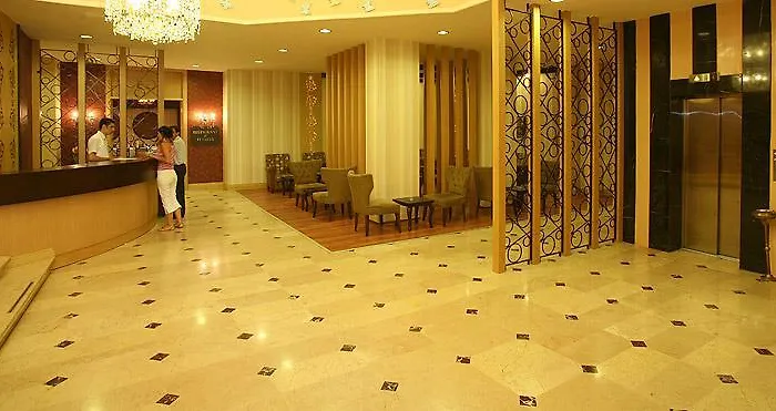 Hotel Ring Downtown 4*